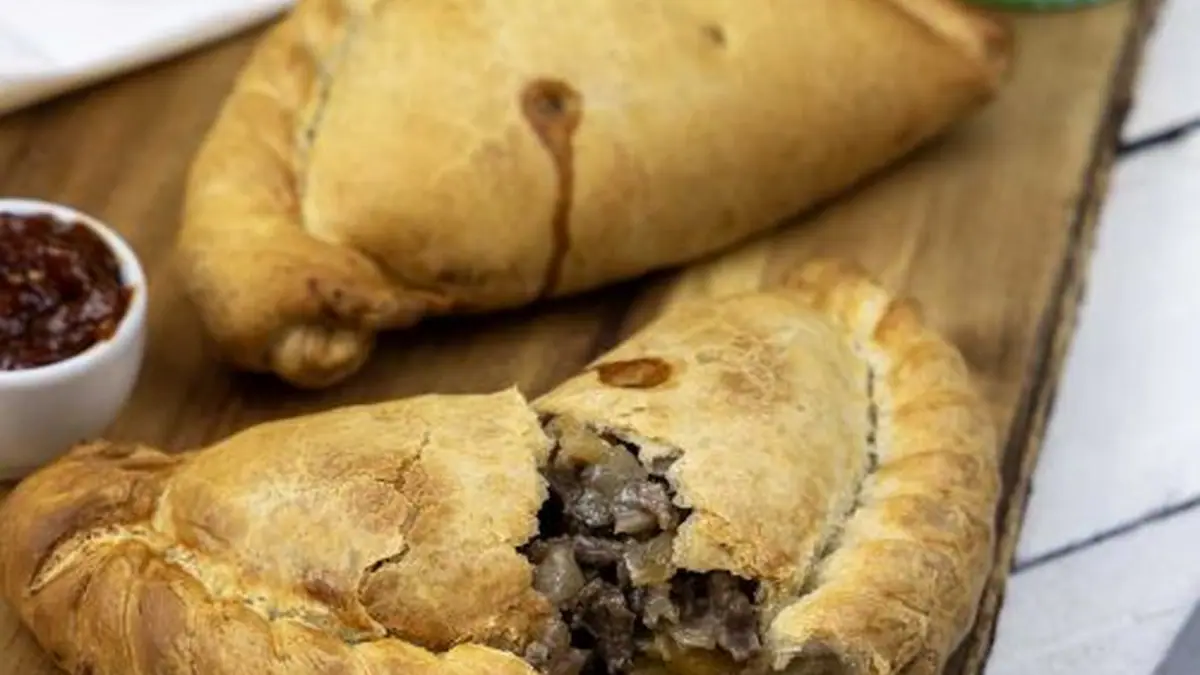 Rowe's Cornish Bakers – bakery in Camborne town centre